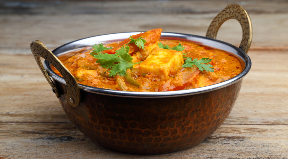 Томатный карри с тофу и овощами