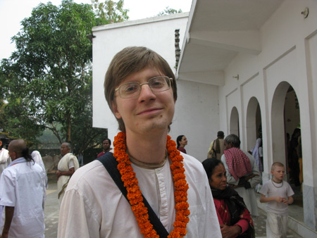 Представляем вашему вниманию интервью «Две цивилизации: Восток, Веды, Россия»