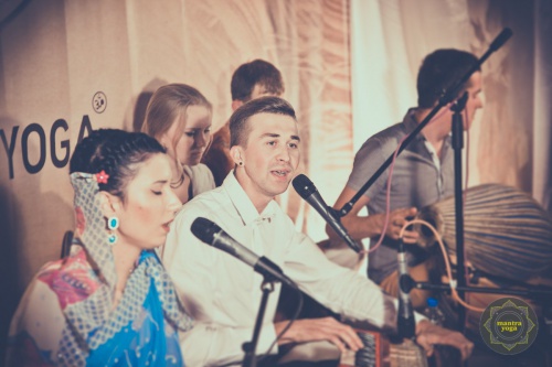 15 ноября 19:30: группа Yovo