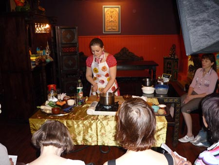 Видеорецепты: готовим мисо-суп, кускус и кантен